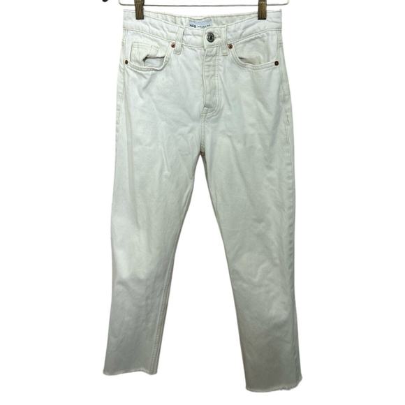 ZARA Womens High Rise Straight Leg Button Fly Jeans Off White Size 4 US Raw Hem - Picture 2 of 7